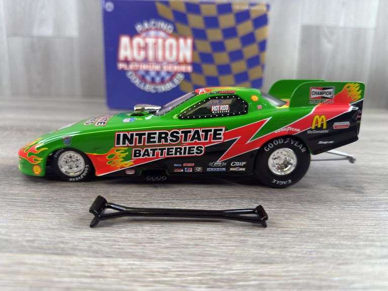 Cruz Pedregon Interstate Batteries/Hot Rod 1998 Pontiac Funny Car, 1/24, Limited Edition, 1 Of 4500, Racing Collectables Action Platinum Series