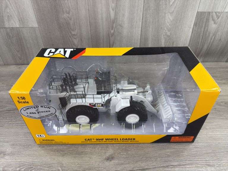 Caterpillar 944F Wheel Loader, 1/50, Special White Edition