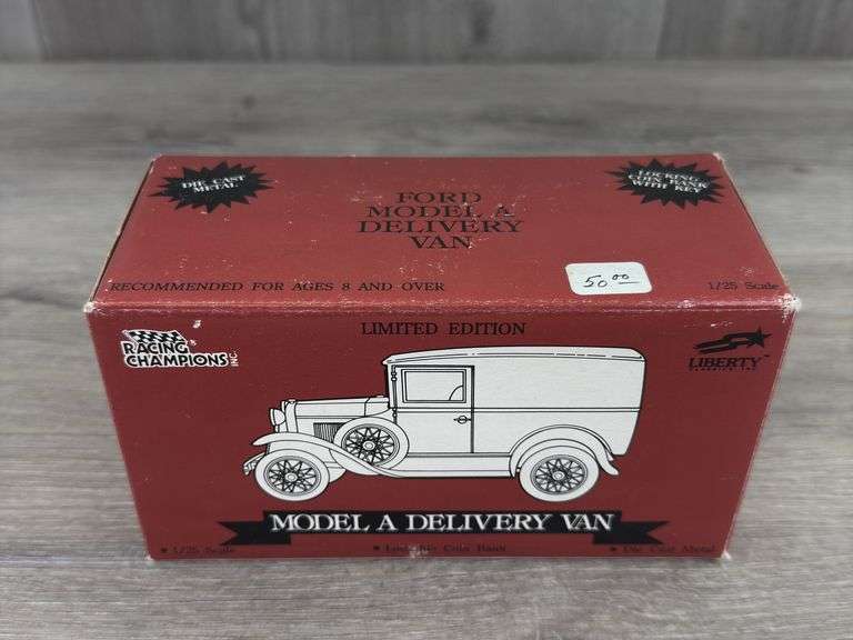 Davey Allison #28 Champions Forever 1961-1998 Ford Model A Delivery Van Bank, 1/25, Limited Edition, Racing Champions, Liberty Classics