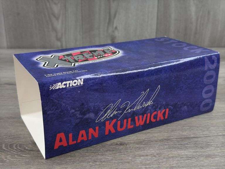 Alan Kulwicki #28 Hardee’s 1984 Firebird Xtreme Stock Car, 1/24, Limited Edition, 1 Of 4752, Action