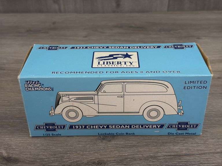 Jeff Gordon #24 DuPont 1937 Chevy Sedan Delivery Bank, 1/25, Limited Edition, 1993, Liberty Classics