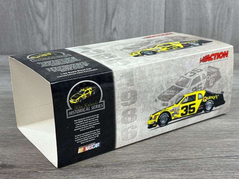 Alan Kulwicki #35 Quincy’s Steak House 1986 Ford Thunderbird Stock Car, 1/24, Limited Edition, 1 Of 3780, Historical Series, Action