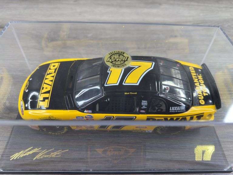 Matt Kenseth #17 Dewalt 1999 Monte Carlo Stock Car, 1/24, #6/3508,  Certificate Of Authenticity, Revell Collection