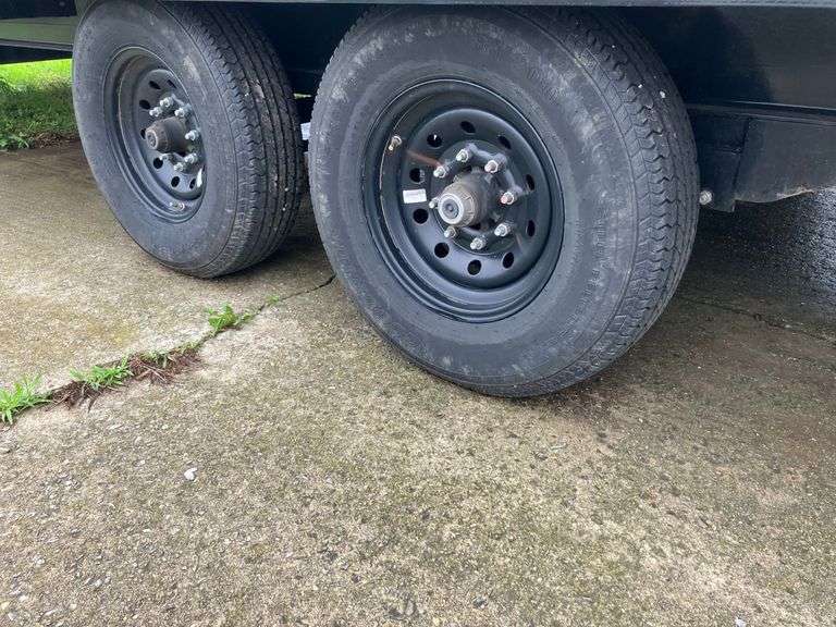 Big Tex 40' Gooseneck Trailer