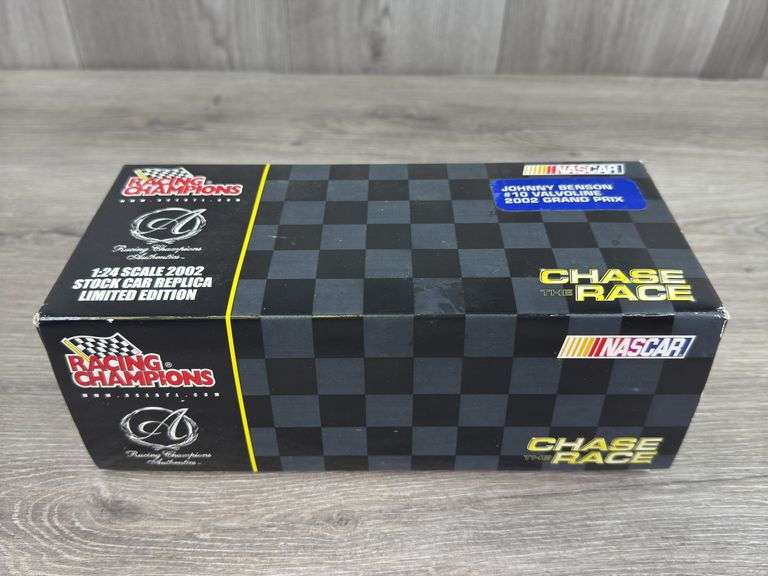 Johnny Benson #10 Valvoline 2002 Grand Prix Stock Car, 1/24, Limited Edition, #444/999, Certificate Of Authenticity, Chase The Race, Racing Champions Authentics