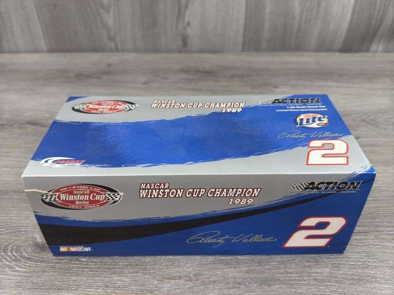 Rusty Wallace #2 Miller Lite/The Victory Lap 2003 Intrepid Stock Car, 1/24, Limited Edition, 1 Of 7476, Action