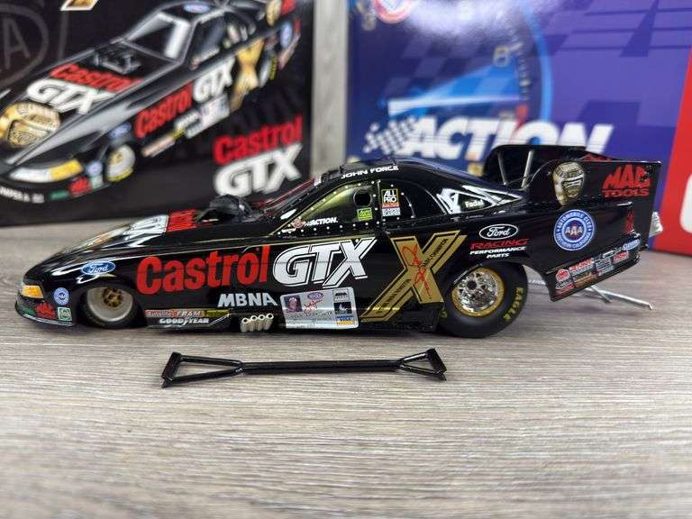 John Force Castrol GTX/10X Champion 2001 Mustang Funny Car, 1/24, Limited Edition, Action