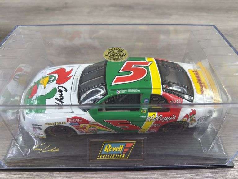 Terry Labonte #5 Kellogg’s Corny 1998 Monte Carlo Stock Car, 1/24, Certificate Of Authenticity, 1 Of 5004, Revell Collection