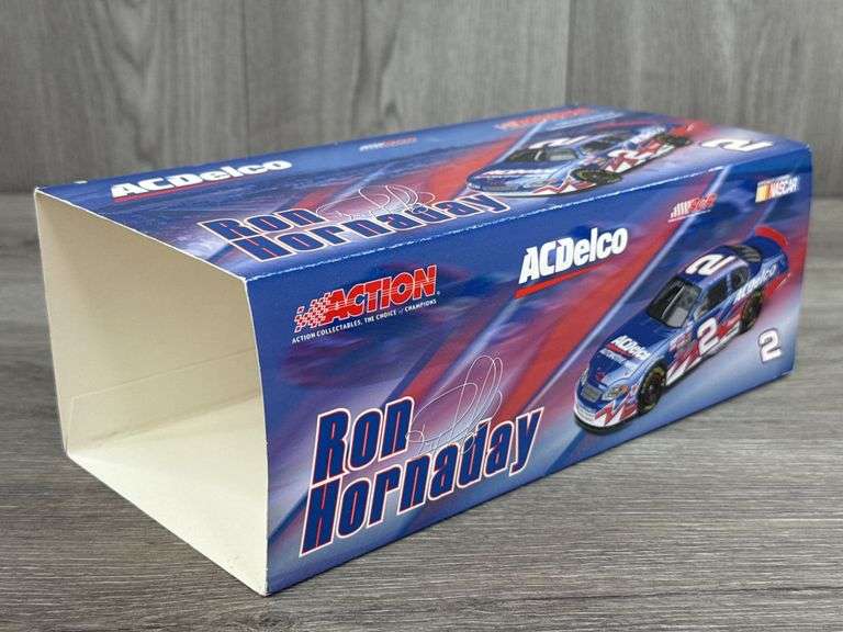 Ron Hornaday #2 ACDelco 2003 Monte Carlo Club Car Bank, 1/24, Limited Edition, #314/408, Action