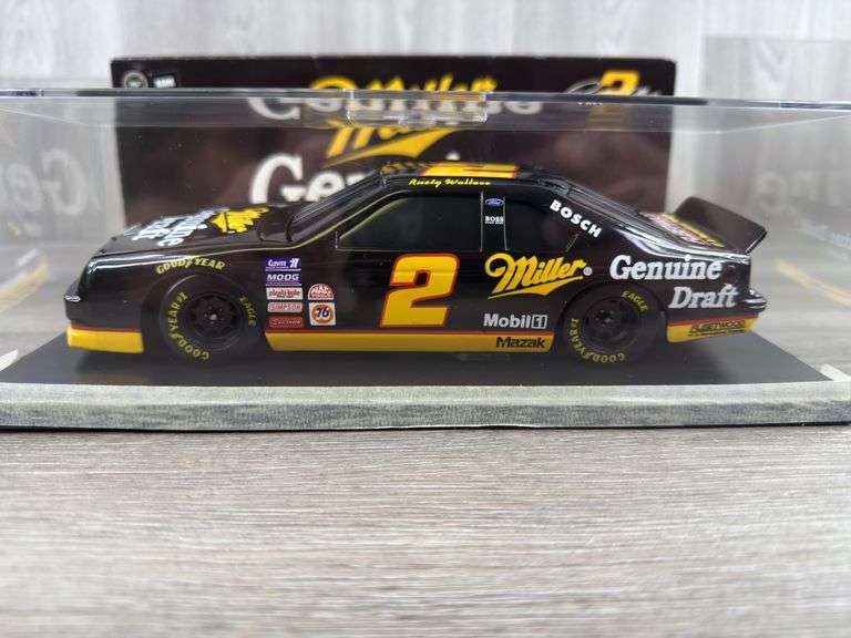 Rusty Wallace #2 Miller Genuine Draft Ford Thunderbird Stock Car Bank, 1/24, 1995 Limited Edition, Action