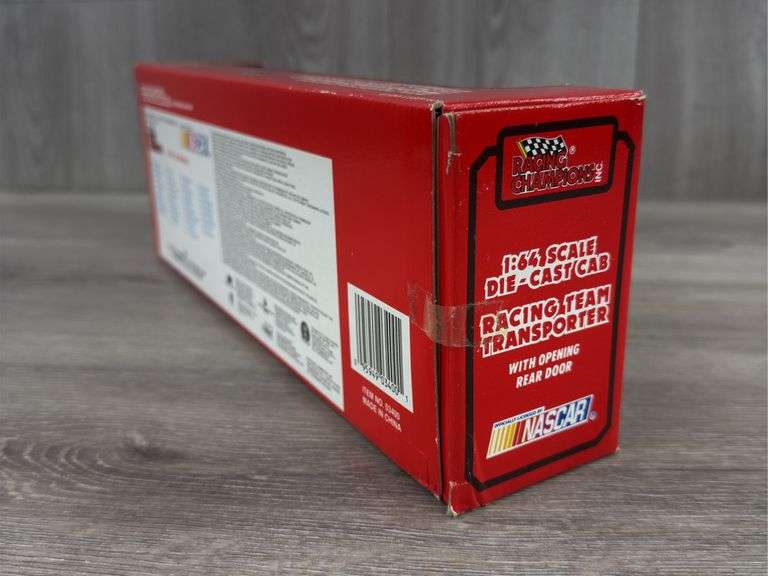 Jeff Gordon #24 DuPont Racing Team Transporter, 1/64, 1993 Edition, Racing Champions