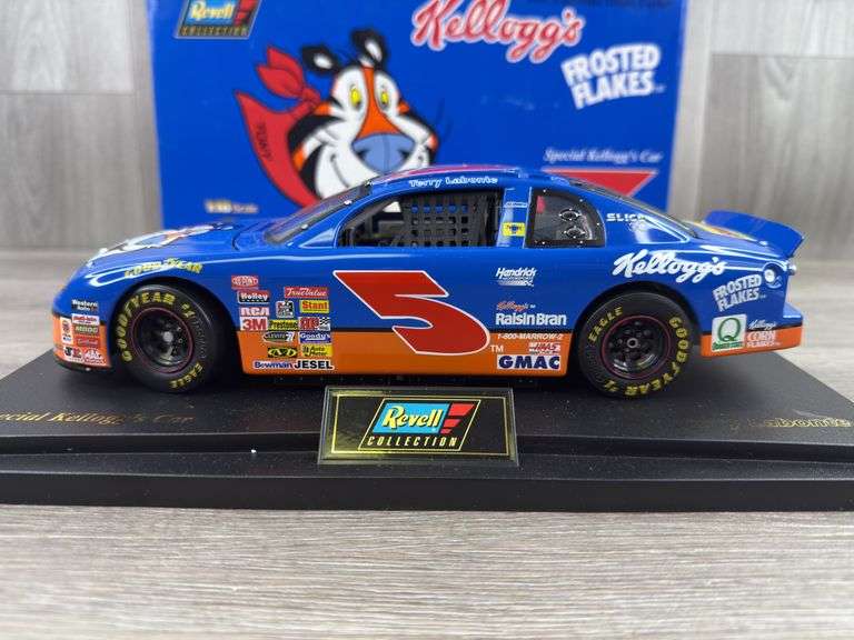 Terry Labonte #5 Kellogg’s Special 1997 Monte Carlo Stock Car, 1/18, Certificate Of Authenticity, 1 Of 6012, Revell Collection