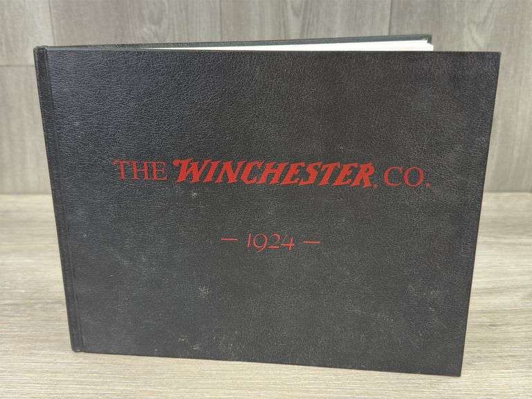 The Winchester Co. 1924 Hardback Book, Published 1994, Chicago Spectrum Press