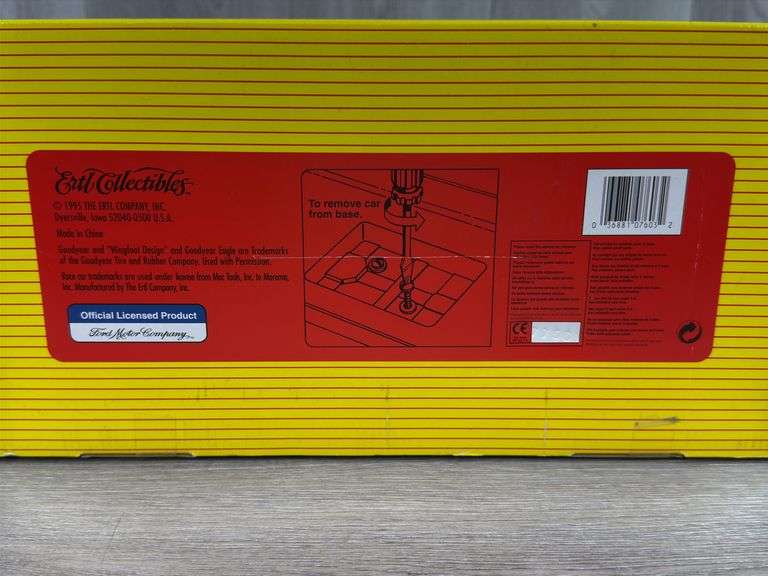 Dale Jarrett #32 MAC Tools 1995 Thunderbird Stock Car, 1/18, Collector’s Edition, 1 Of 5500, American Muscle, Ertl Collectibles
