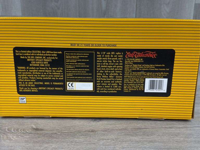 Rusty Wallace #2 Miller Genuine Draft 1993 Pontiac Grand Prix Stock Car, 1/18, #2646/5000, American Muscle, Ertl Collectibles