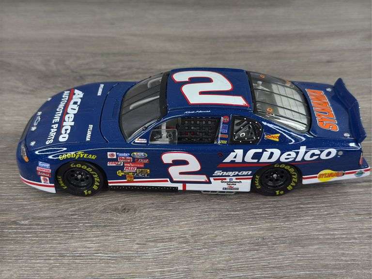 Kevin Harvick #2 ACDelco/Busch Championship 2001 Monte Carlo Stock Car, 1/24, Limited Edition, Action