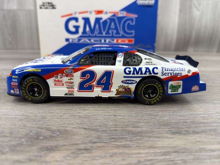 Rick Henricks #24 GMAC Racing 2000 Monte Carlo Stock Car, 1/24, #657/2340, Limited Edition, Owners Series, Certificate Of Authenticity, Team Caliber