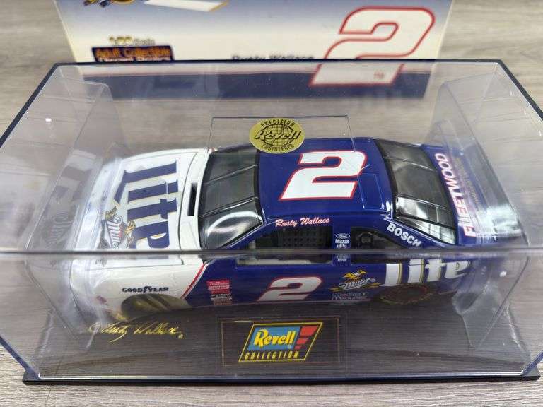 Rusty Wallace #2 Miller Lite 1997 Ford Thunderbird Stock Car, 1/24, Certificate Of Authenticity, Revell Collection