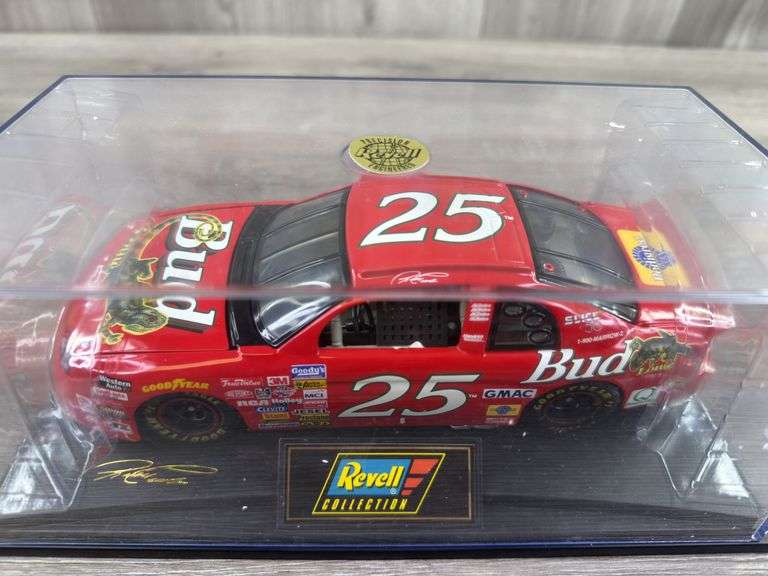 Ricky Craven #25 Budweiser “Louie The Lizard” 1997 Monte Carlo Stock Car, 1/24, Certificate Of Authenticity, 1 Of 5004, Revell Collection