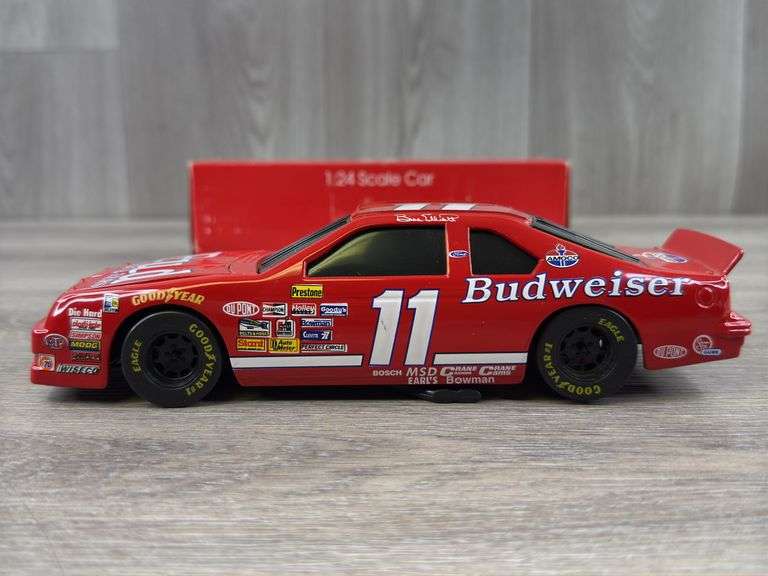 Bill Elliott #11 Budweiser Ford Thunderbird Stock Car Bank, 1/24, Action Racing Collectables
