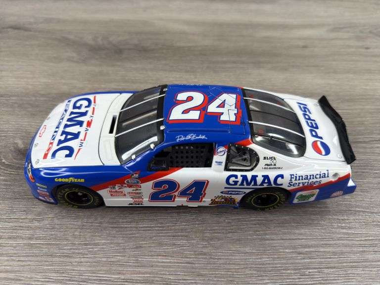 Rick Henricks #24 GMAC Racing 2000 Monte Carlo Stock Car, 1/24, #657/2340, Limited Edition, Owners Series, Certificate Of Authenticity, Team Caliber