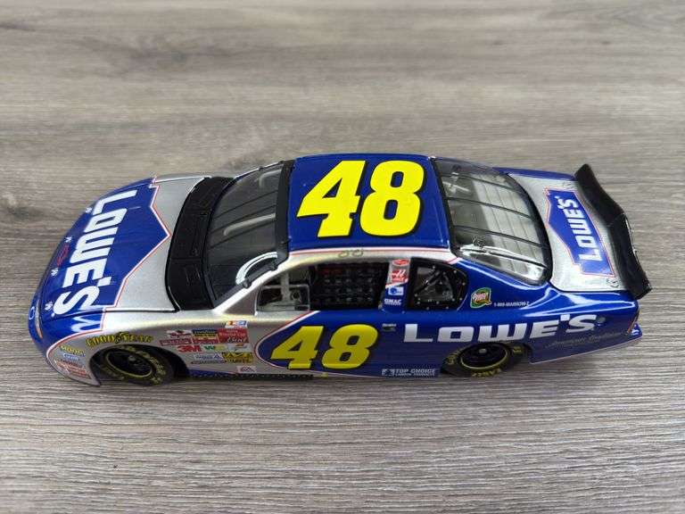 Jimmie Johnson #48 Lowe’s 2002 Monte Carlo Stock Car, 1/24, Limited Edition, Action 10th Anniversary