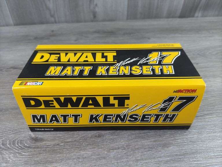 Matt Kenseth #17 Dewalt Tools 1999 Monte Carlo Stock Car Bank, 1/24, Limited Edition, 1 Of 2508, Action