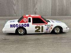 Neil Bonnett #21 Hodgdon Ford Stock Car Bank, 1/24, Limited Edition, 1 Of 5004, Racing Collectables Action Platinum Series