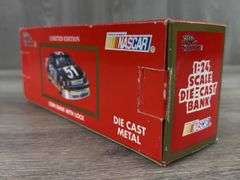 Alan Kulwicki #7 Hooters Ford Thunderbird Stock Car Bank, 1/24, Limited Edition, 1 Of 10,000, Racing Champions