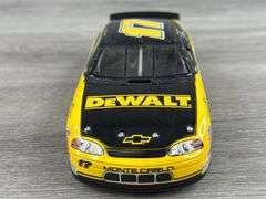 Matt Kenseth #17 Dewalt Tools 1999 Monte Carlo Stock Car, 1/24, Limited Edition, 1 Of 4008, Action