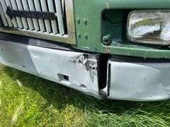 1992 Navistar International 9400 6x4 w/ Wet Kit