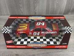 Bill Elliott #94 McDonald’s Thunderbird Stock Car, 1/18, Collector’s Edition, American Muscle, Ertl Collectibles