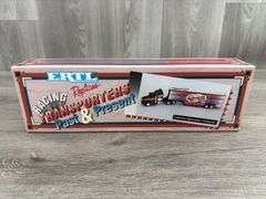 Customer Appreciation Kenworth T600A Transporter, 1/64, Limited Edition, White Rose Collectibles, Ertl, Original Shipping Box