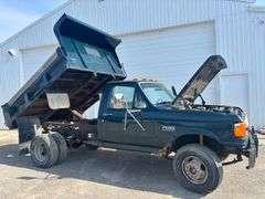 1991 Ford F47060 1-Ton Dump Truck