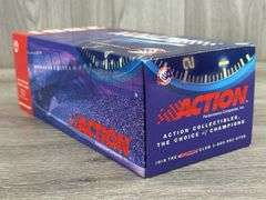 Kevin Harvick #29 GM Goodwrench Service Plus Looney Tunes 2001 Monte Carlo Stock Car, 1/24, Limited Edition, Action