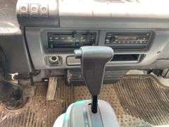 2006 GMC W3500 Box Truck