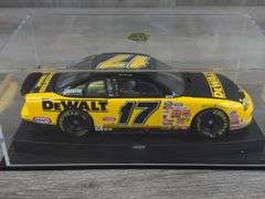 Matt Kenseth #17 Dewalt 1999 Monte Carlo Stock Car, 1/24, #6/3508,  Certificate Of Authenticity, Revell Collection