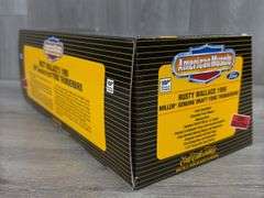 Rusty Wallace #2 Miller Genuine Draft 1995 Ford Thunderbird Stock Car, 1/18, #2646/5000, American Muscle, Ertl Collectibles