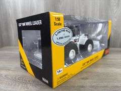 Caterpillar 944F Wheel Loader, 1/50, Special White Edition
