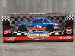 Richard Petty #43 STP Pontiac Grand Prix Stock Car, 1/18, Dale Earnhardt/Richard Petty 7&7 Sets, Limited Edition 1 Of 10,000, American Muscle, Ertl Collectibles