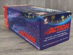 Johnny Benson #10 Valvoline/James Dean 2001 Grand Prix Stock Car, 1/24, Limited Edition, Action
