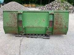 John Deere 7ft bucket