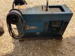 Miller Bobcat 225