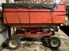Hopper Wagon w/ Auger