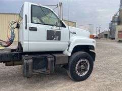 1992 GMC TopKick single axle tractor