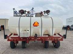 Clark 11 row 28% nitrogen applicator