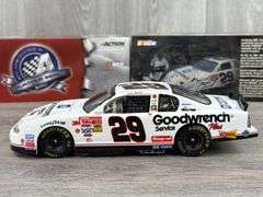 Kevin Harvick #29 GM Goodwrench/Black Rookie 2001 Monte Carlo Stock Car Bank, 1/24, Limited Edition, 1 Of 504, Action Platinum Series