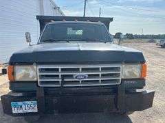 1991 Ford F47060 1-Ton Dump Truck
