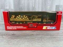 Dale Earnhardt Sr. #3 Goodwrench Racing Team Transporter, 1/64, 1993 Edition, Racing Champions