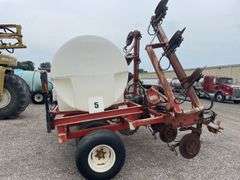 Clark 11 row 28% nitrogen applicator